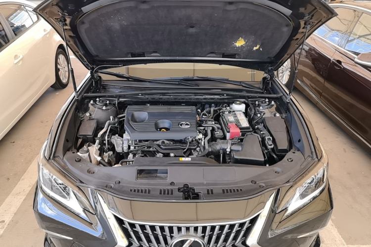 Used Lexus ES 2023 200 Excellence Edition Engine Bay