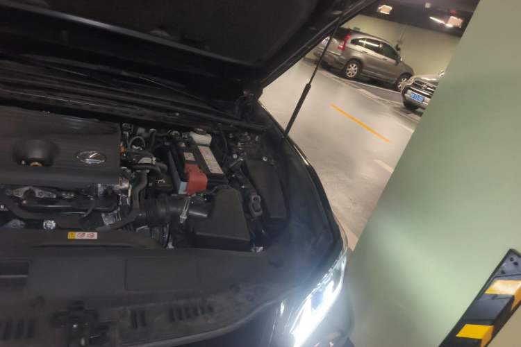 Used Lexus ES 2023 200 Excellence Edition Engine Bay Left