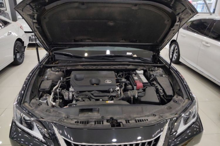Used Lexus ES 2023 200 Excellence Edition Engine Bay
