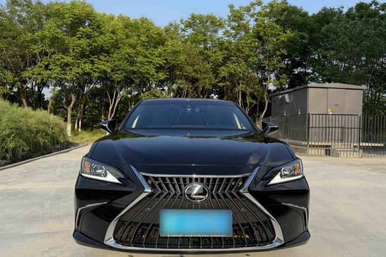 Used Lexus ES 2023 200 Excellence Edition Exterior 1