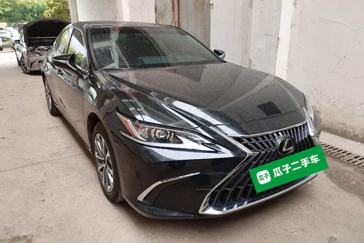 Used Lexus ES 2023 200 Excellence Edition Exterior 1