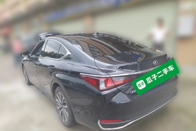 Used Lexus ES 2023 200 Excellence Edition Exterior 3