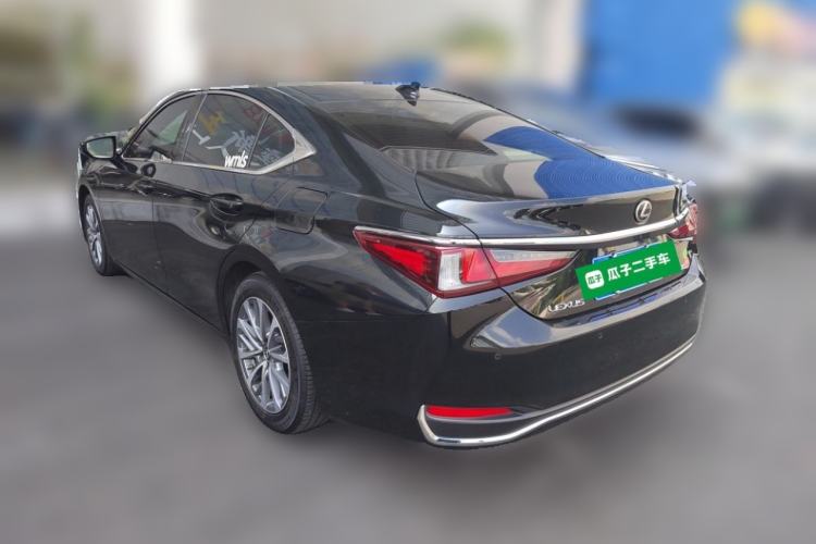 Used Lexus ES 2023 200 Excellence Edition Exterior 3