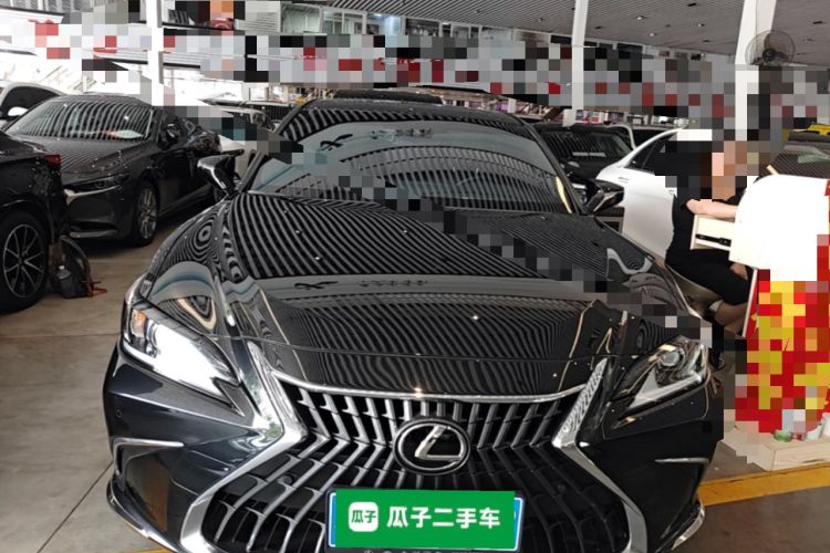 Used Lexus ES 2023 200 Excellence Edition Front