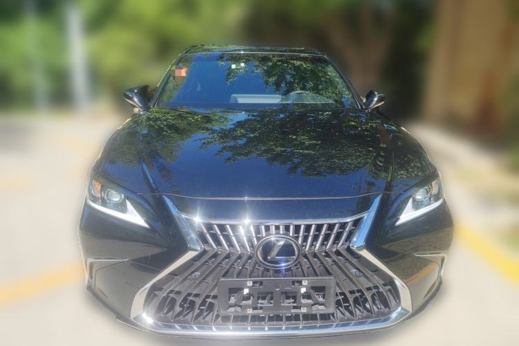Used Lexus ES 2023 200 Excellence Edition Front