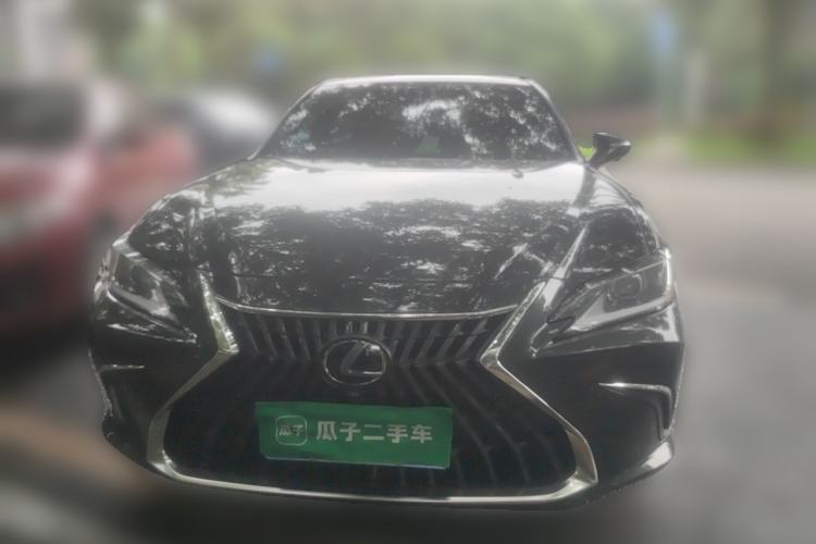 Used Lexus ES 2023 200 Excellence Edition Front