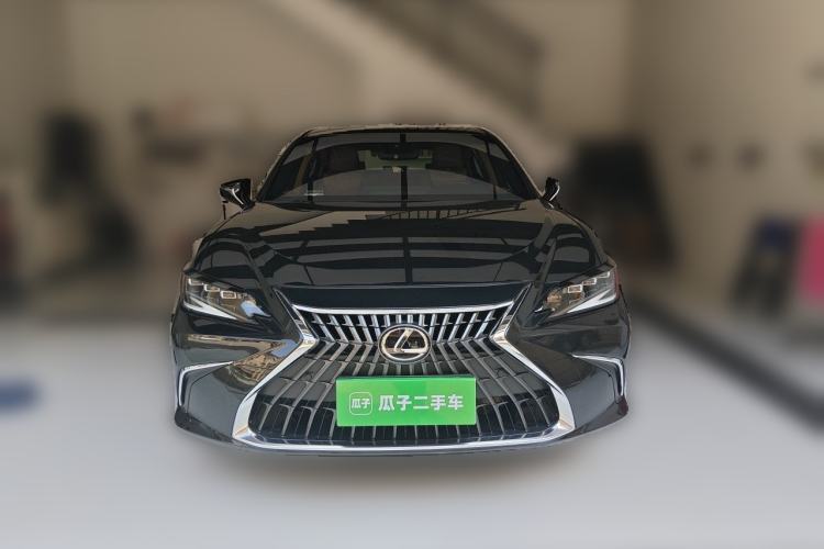 Used Lexus ES 2023 200 Excellence Edition Front