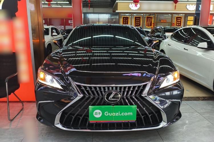 Used Lexus ES 2023 200 Excellence Edition Front