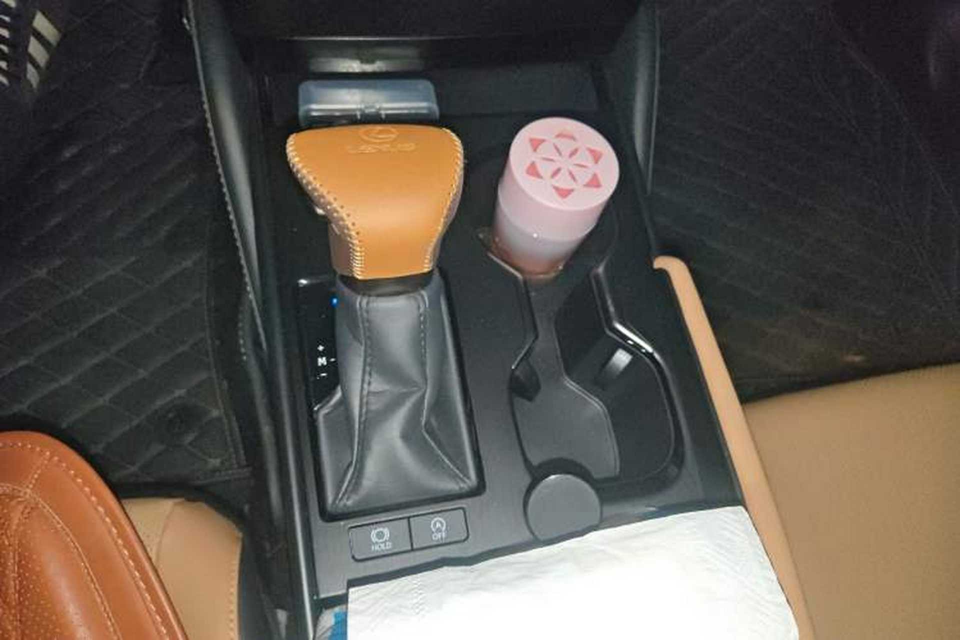 Used Lexus ES 2023 200 Excellence Edition Gear Lever