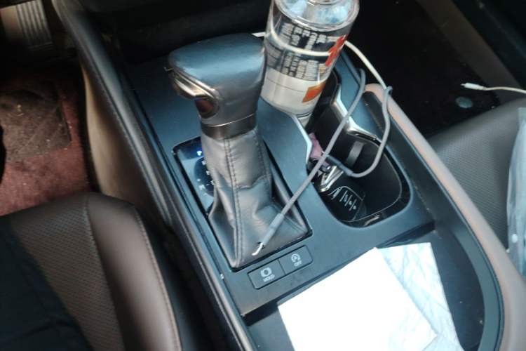 Used Lexus ES 2023 200 Excellence Edition Gear Lever