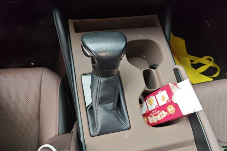 Used Lexus ES 2023 200 Excellence Edition Gear Lever