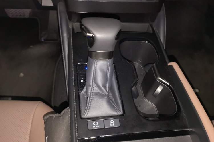 Used Lexus ES 2023 200 Excellence Edition Gear Lever