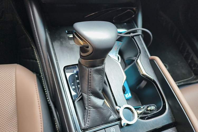 Used Lexus ES 2023 200 Excellence Edition Gear Lever