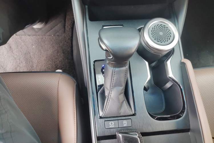 Used Lexus ES 2023 200 Excellence Edition Gear Lever