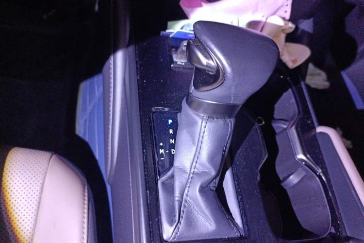 Used Lexus ES 2023 200 Excellence Edition Gear Lever