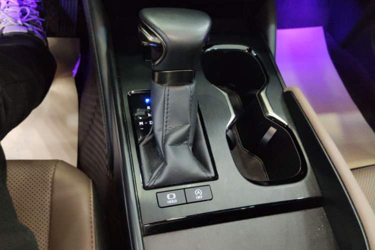 Used Lexus ES 2023 200 Excellence Edition Gear Lever