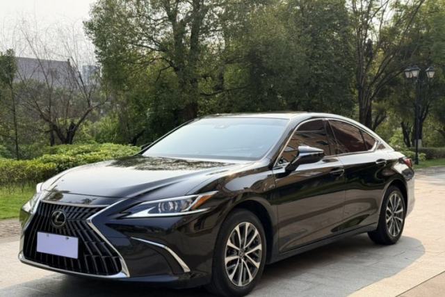 Used Lexus ES 2023 200 Excellence Edition