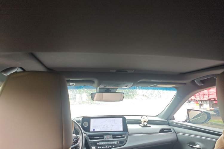 Used Lexus ES 2023 200 Excellence Edition Headliner