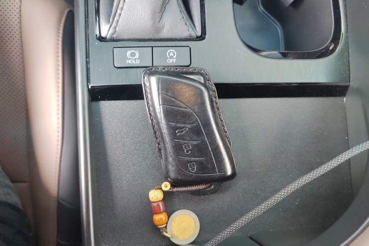 Used Lexus ES 2023 200 Excellence Edition Interior 1