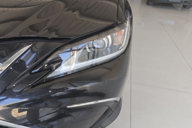 Used Lexus ES 2023 200 Excellence Edition Left Front Headlight