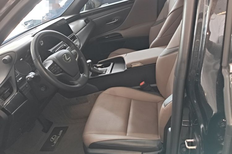 Used Lexus ES 2023 200 Excellence Edition Left Front Seat