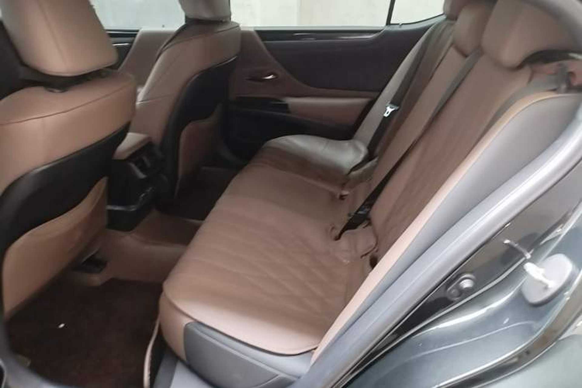 Used Lexus ES 2023 200 Excellence Edition Left Rear Seat