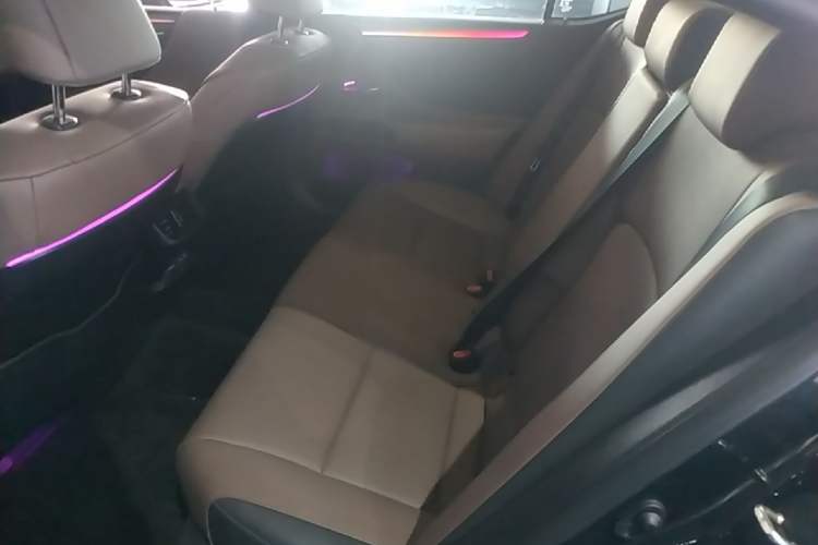 Used Lexus ES 2023 200 Excellence Edition Left Rear Seat