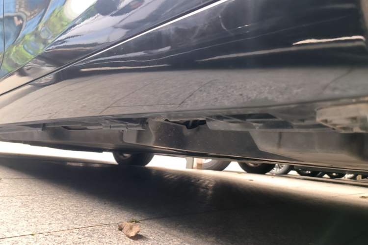 Used Lexus ES 2023 200 Excellence Edition Left Side Sill