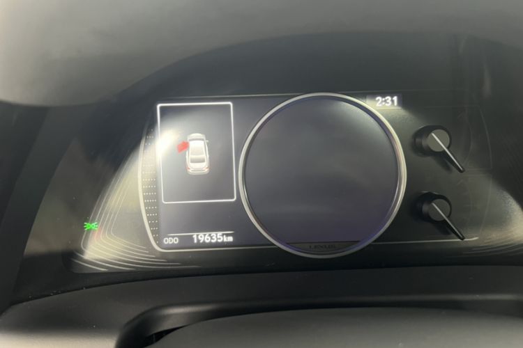 Used Lexus ES 2023 200 Excellence Edition Odometer Close Up