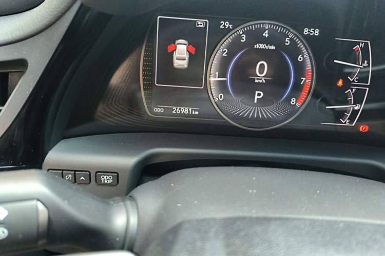 Used Lexus ES 2023 200 Excellence Edition Odometer Close Up