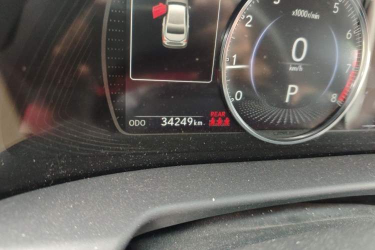 Used Lexus ES 2023 200 Excellence Edition Odometer Close Up
