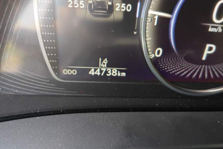 Used Lexus ES 2023 200 Excellence Edition Odometer Close Up
