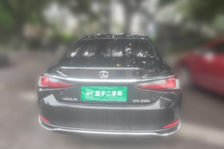 Used Lexus ES 2023 200 Excellence Edition Rear