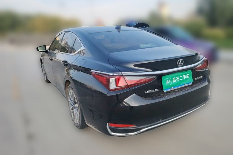 Used Lexus ES 2023 200 Excellence Edition Rear Left 45 Deg