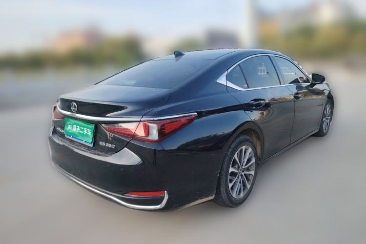 Used Lexus ES 2023 200 Excellence Edition Rear Right 45 Deg