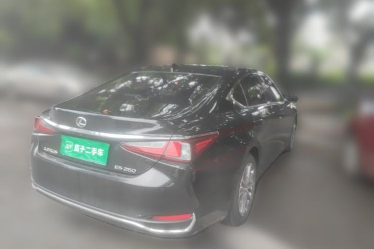 Used Lexus ES 2023 200 Excellence Edition Rear Right 45 Deg