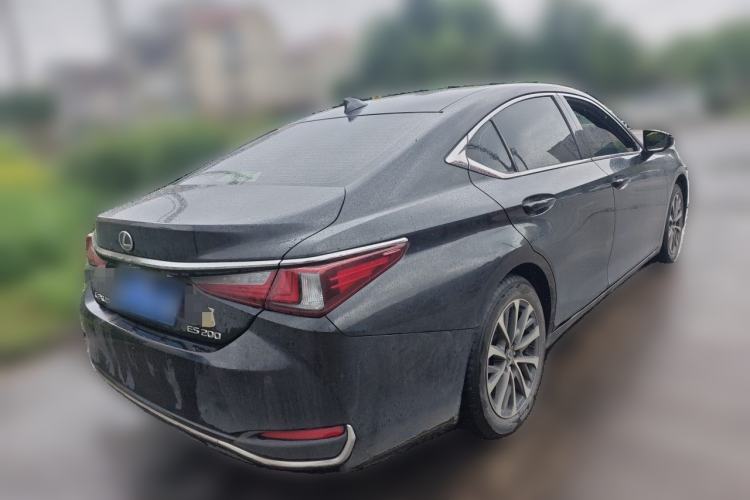 Used Lexus ES 2023 200 Excellence Edition Rear Right 45 Deg
