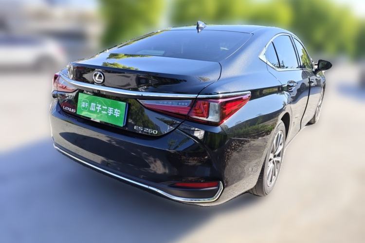 Used Lexus ES 2023 260 Excellence Edition Rear Right 45 Deg