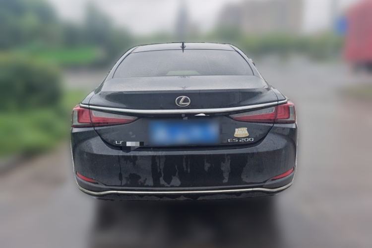 Used Lexus ES 2023 200 Excellence Edition Rear