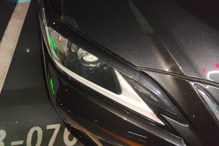 Used Lexus ES 2023 200 Excellence Edition Right Front Headlight