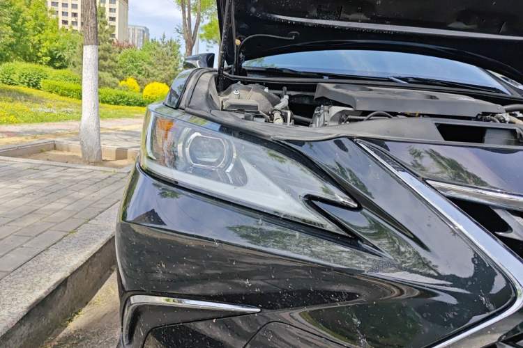 Used Lexus ES 2023 200 Excellence Edition Right Front Headlight