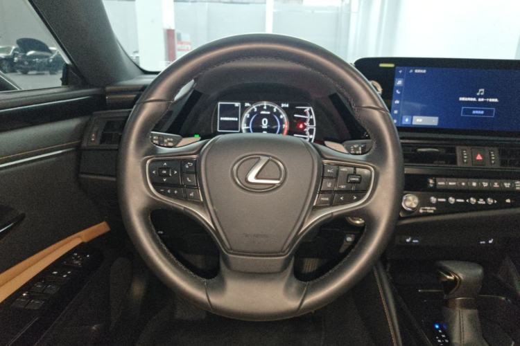 Used Lexus ES 2023 200 Excellence Edition Steering Wheel