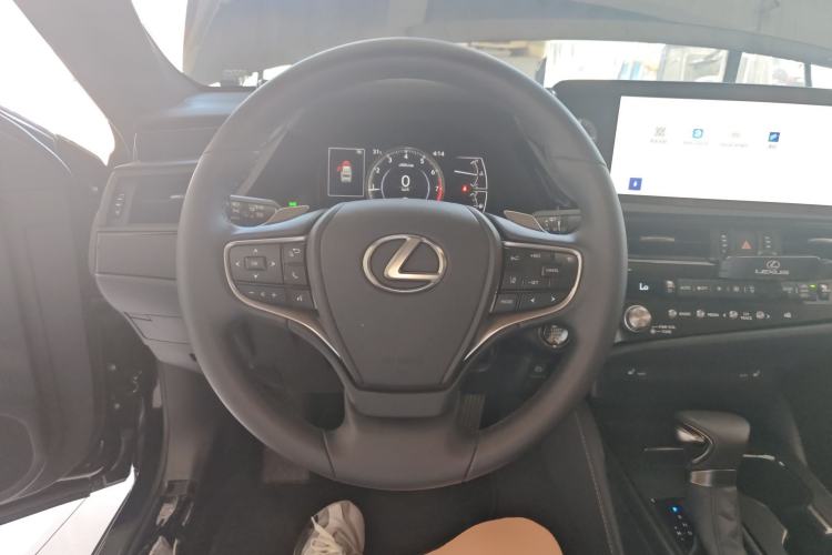 Used Lexus ES 2023 200 Excellence Edition Steering Wheel