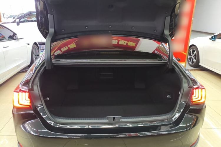 Used Lexus ES 2023 200 Excellence Edition Trunk