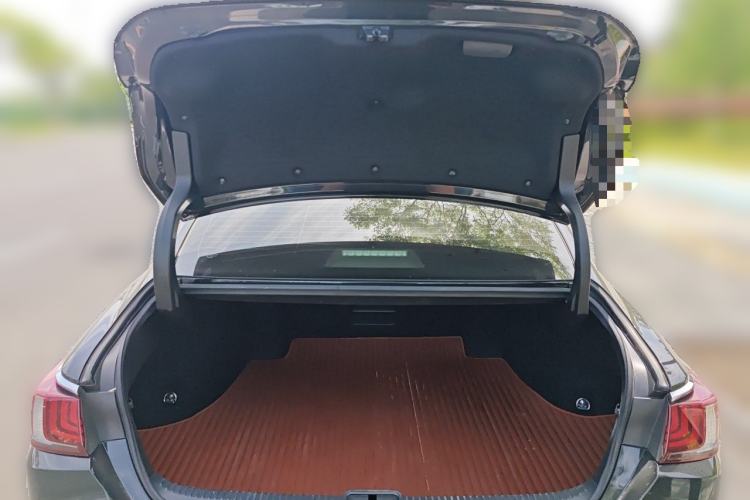 Used Lexus ES 2023 200 Excellence Edition Trunk