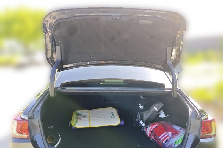 Used Lexus ES 2023 260 Excellence Edition Trunk