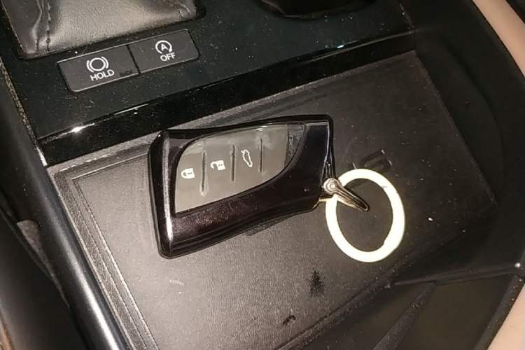 Used Lexus ES 2023 200 Excellence Edition Vehicle Key