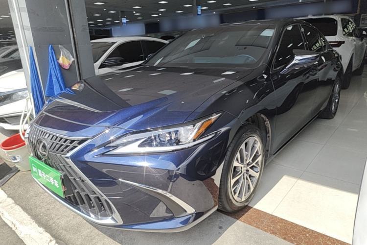Used Lexus ES 2023 200 Excellence Edition Guazi used car, China used car export, Used car for sale, Used Lexus cars, Cheapest cars for sale
