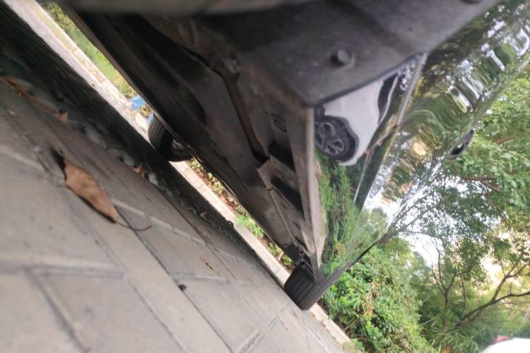 Used Lexus ES 2023 200 Excellence Edition Chassis Front Left