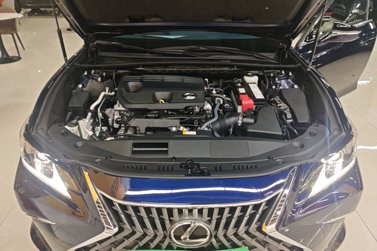 Used Lexus ES 2023 260 Excellence Edition Engine Bay